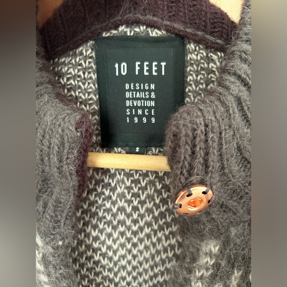 Long Cardigan - Picture 2 of 4